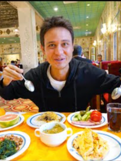 Street Food in Istanbul Mark Wiens (2021)