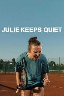 Julie zwijgt (2024)