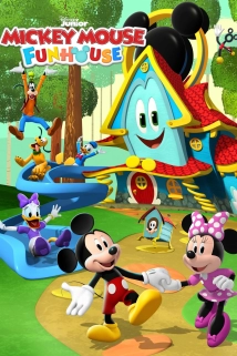 Mickey Mouse Funhouse (2021)